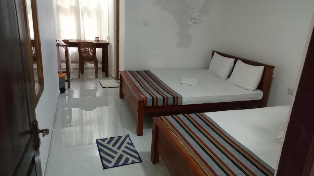 Umaya Holiday Home 아누라다푸라 외부 사진